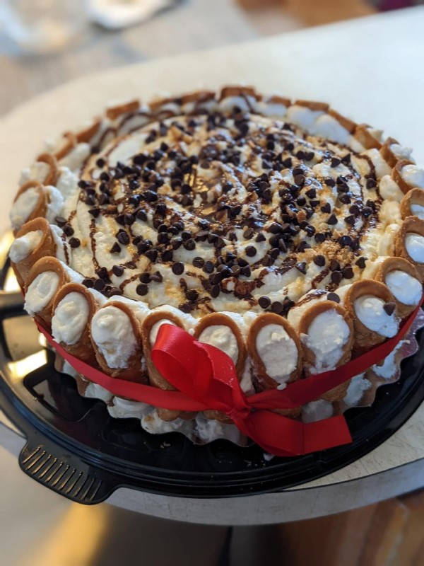 Cannoli Cake