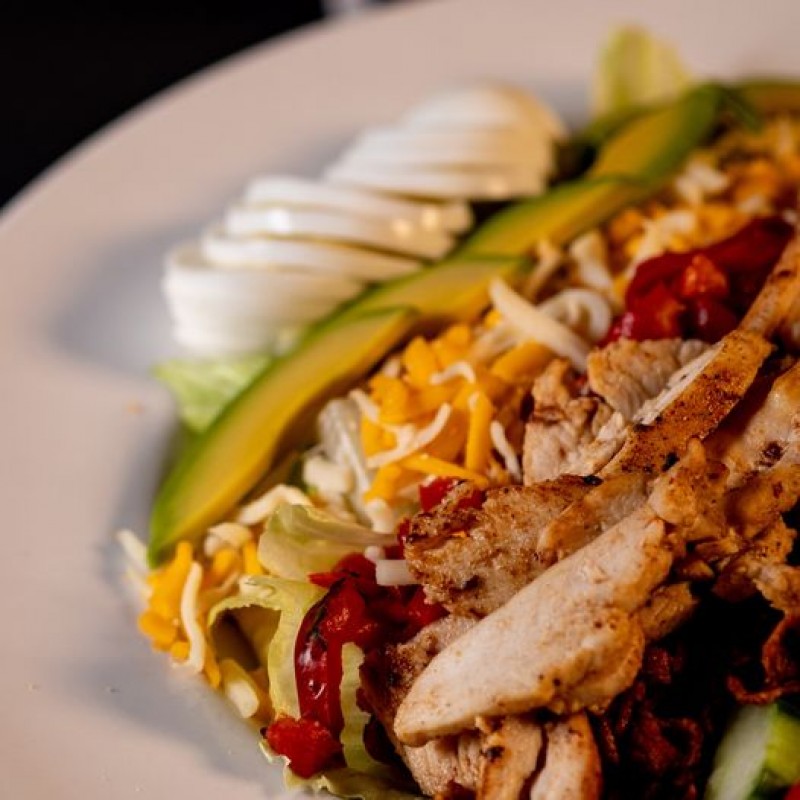 CHICKEN AVOCADO COBB SALAD