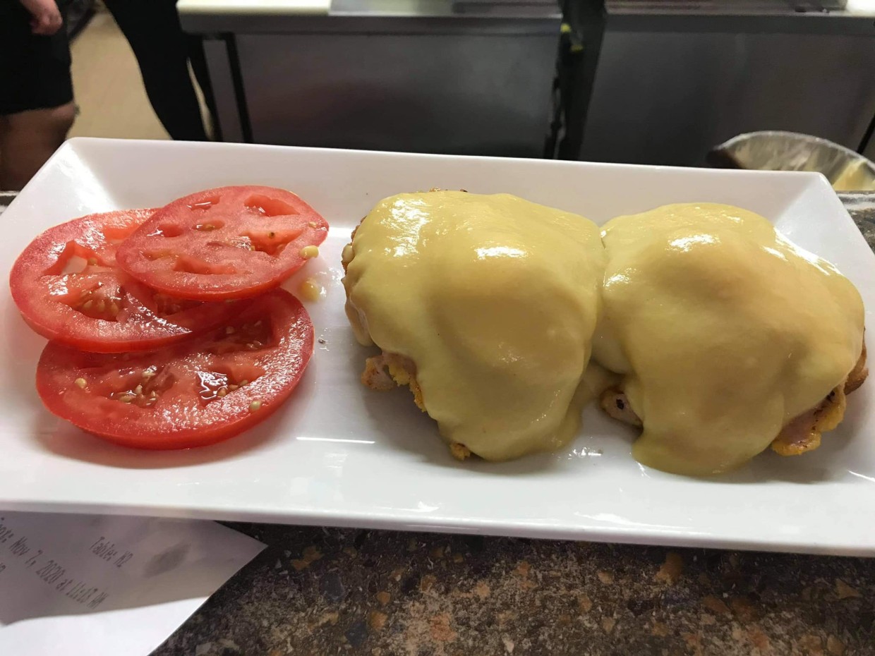 Eggs Benedict