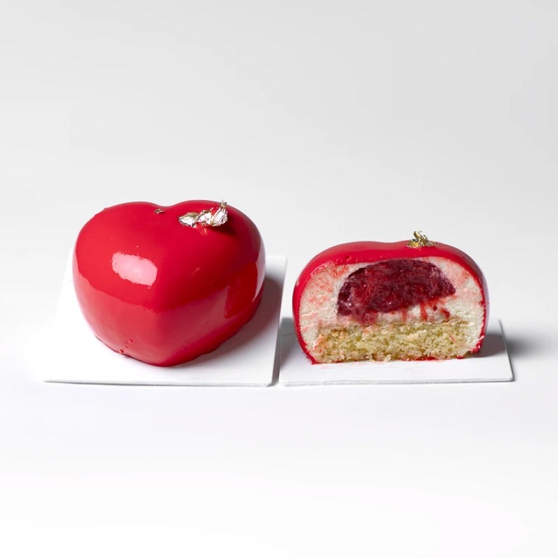 Strawberry Vanilla Mini Cake